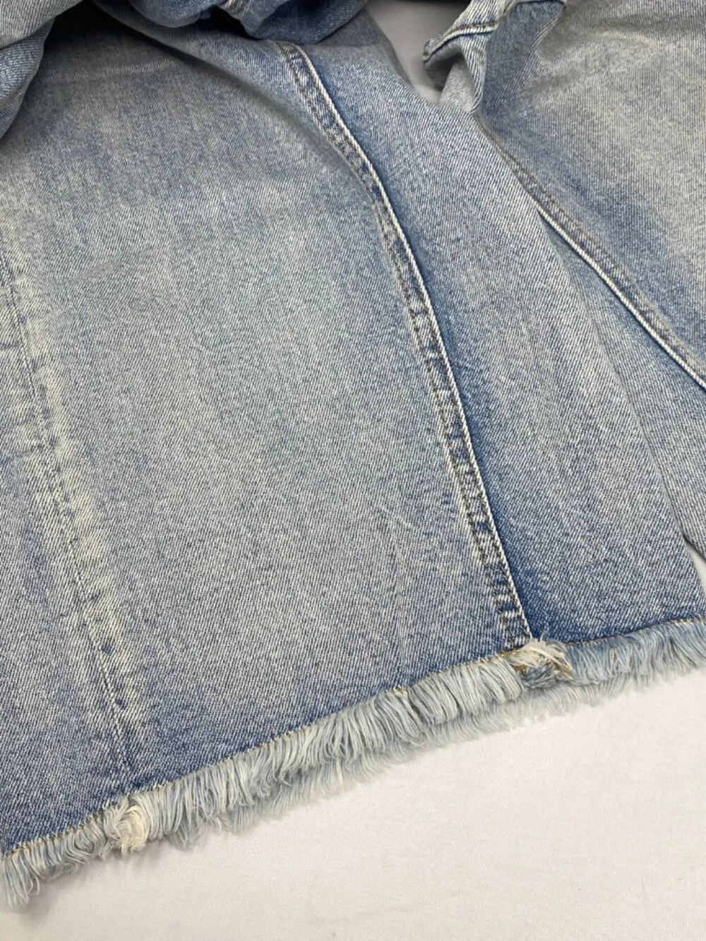 Alice + Olivia Driggs Sierra Light Blue Baloon Jeans 25 - Picture 8 of 11